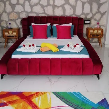 Villa Ay Işiği