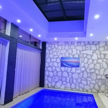 Villa Ay Işiği *
