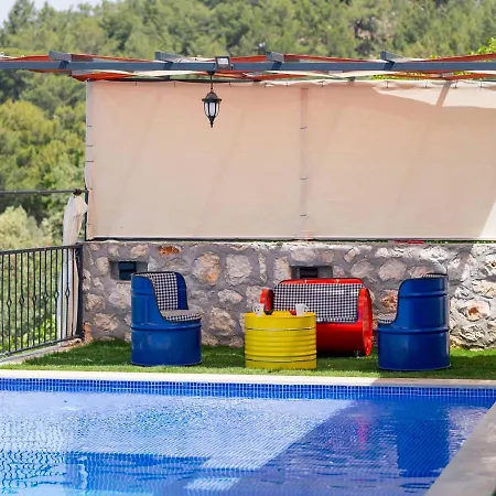 Villa Ay Işiği